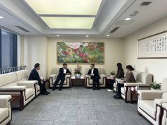 王飞拜访中国企业改革与发展研究会常务副会长许金华